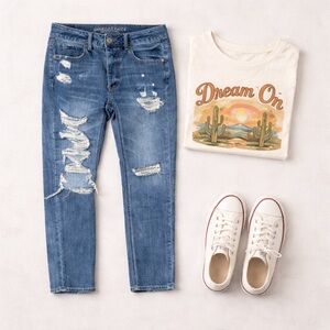 American Eagle Tom Girl Jeans Distressed Button Fly Size 4